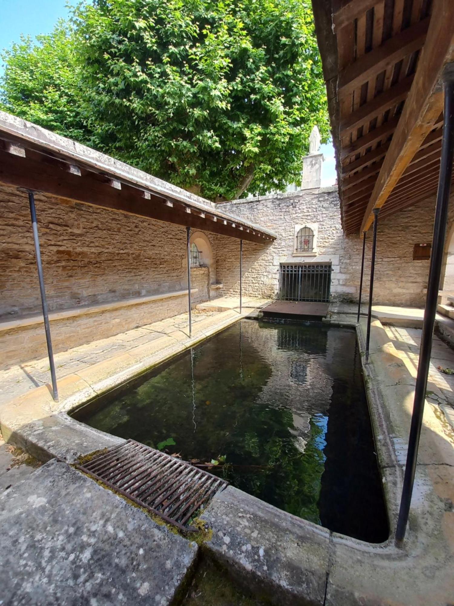 Aupres Du Lavoir Remigny Exteriér fotografie